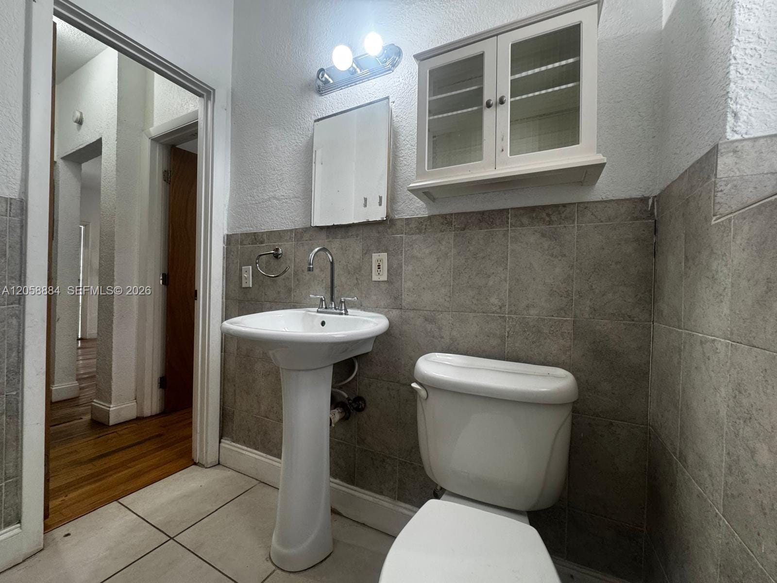 8335 Crespi Boulevard 2, Miami Beach, FL 33141 photo 12