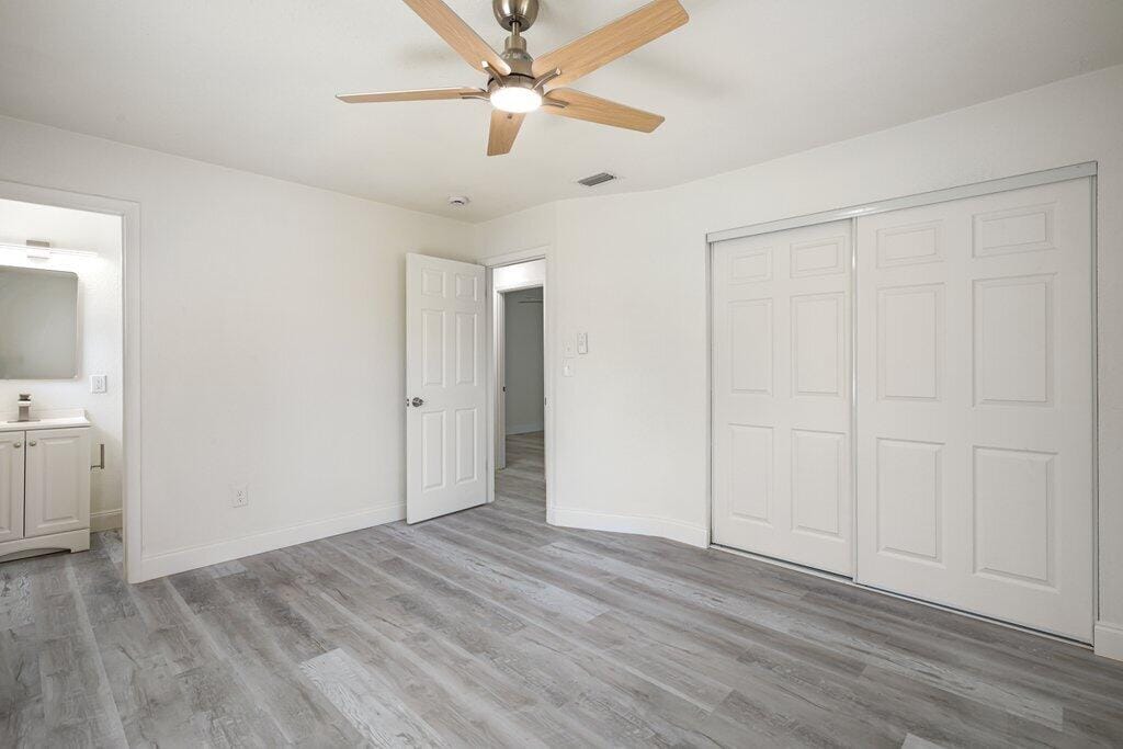 911 SE Dolphin Drive, Stuart, FL 34996 photo 22