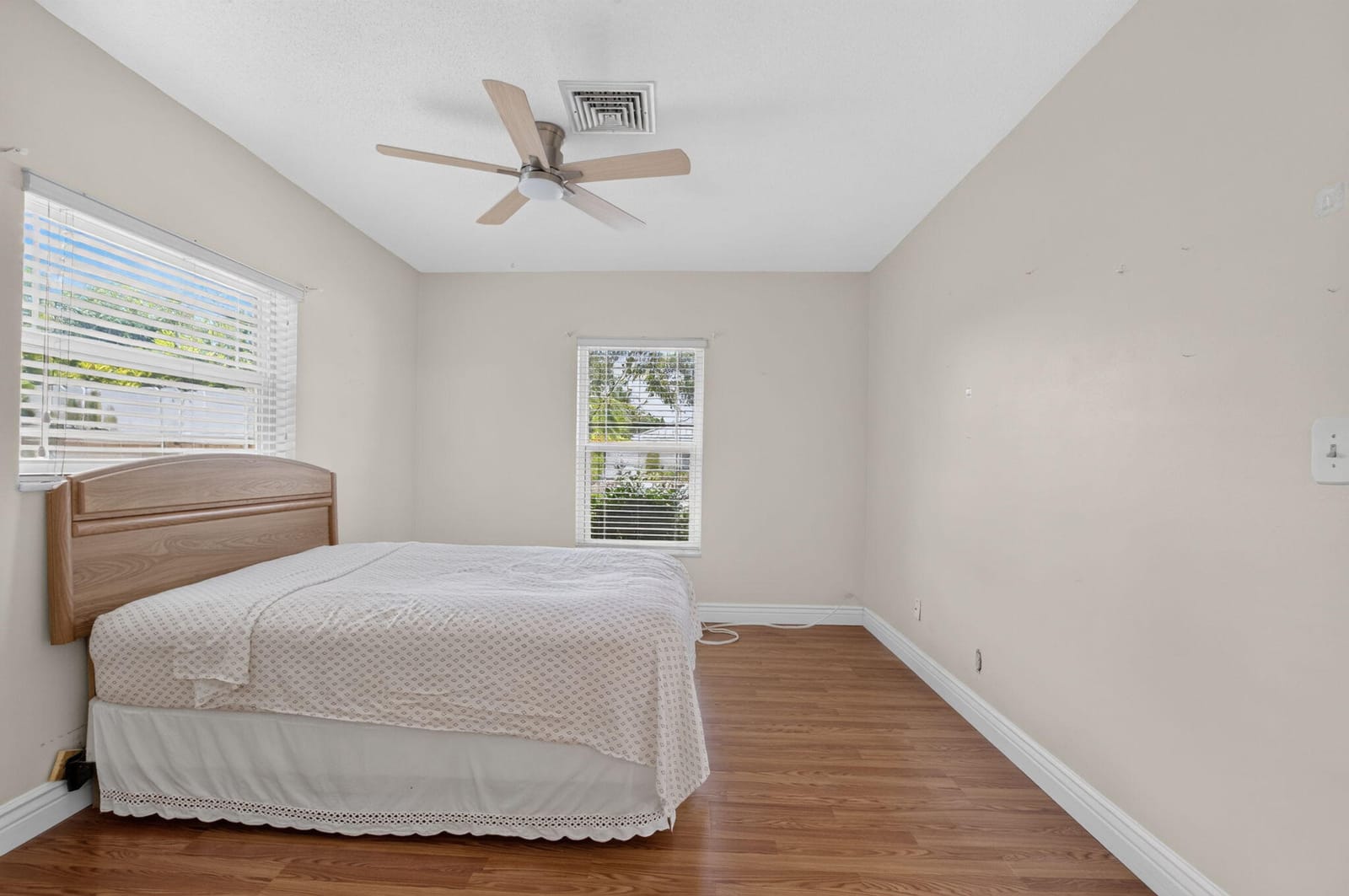 1011 SW 7TH Street — photo 11