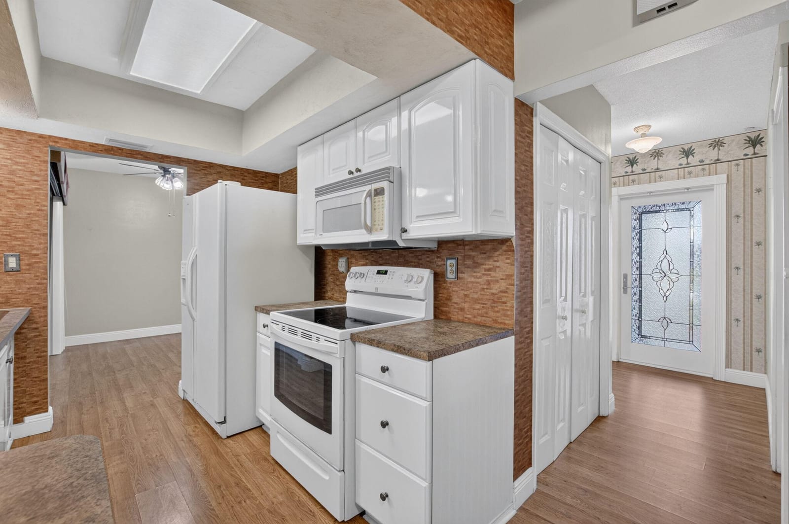 1011 SW 7TH Street — photo 5