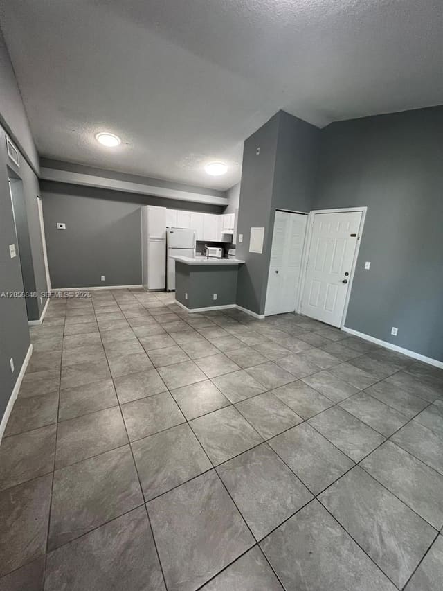 631 Lyons Road 12201, Coconut Creek, FL 33063