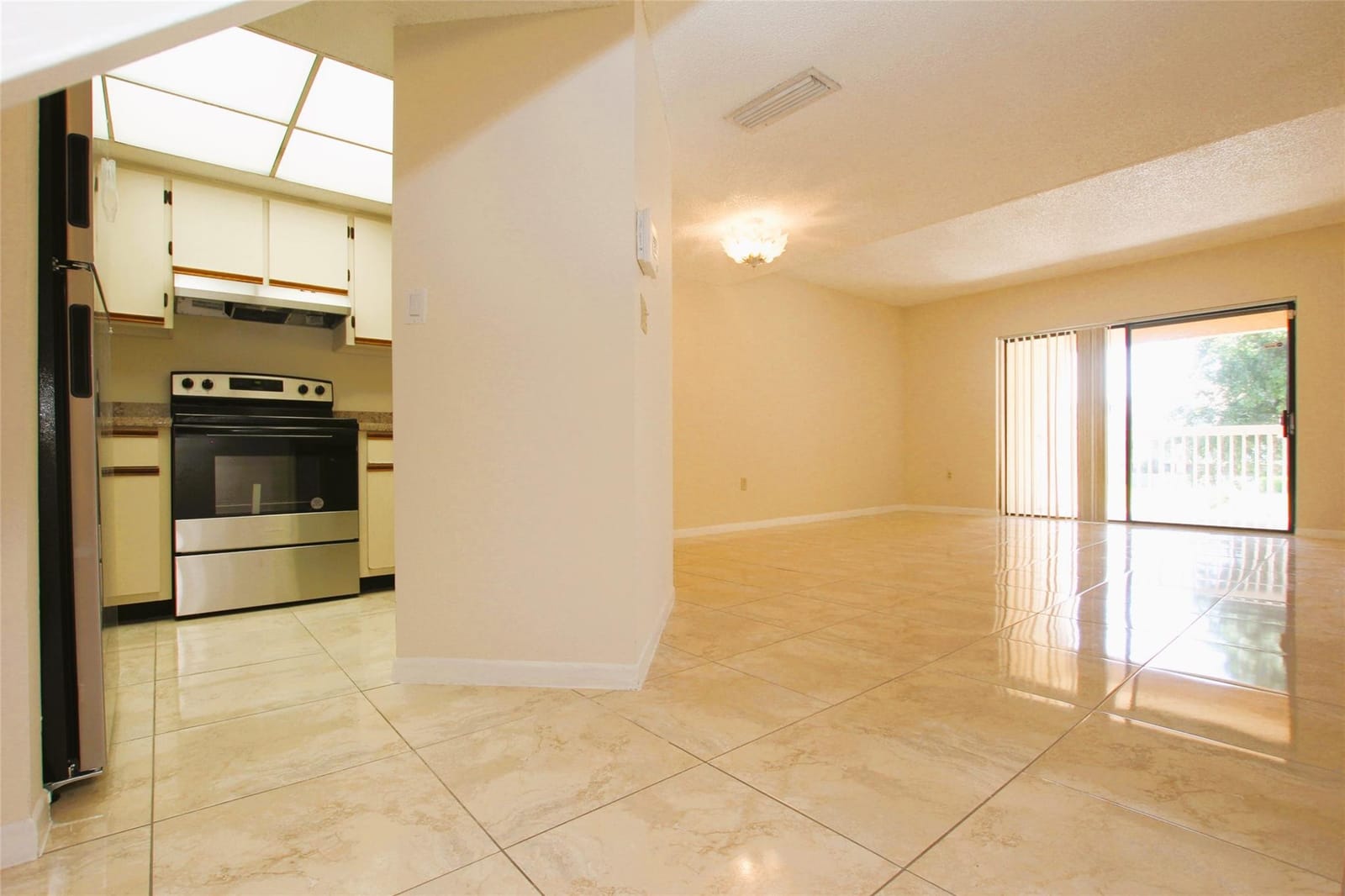 5200 NW 31st Avenue 96, Fort Lauderdale, FL 33309 photo 2