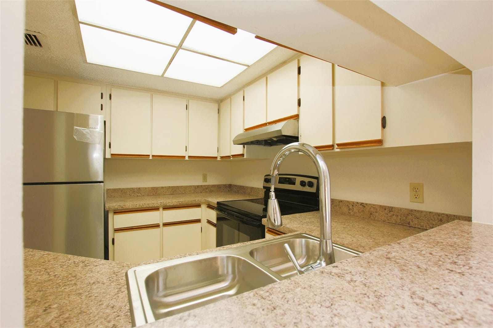 5200 NW 31st Avenue 96, Fort Lauderdale, FL 33309 photo 9