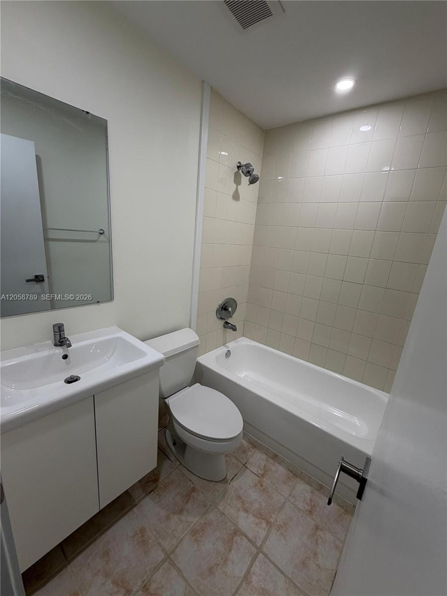 15410 SW 82nd Lane 821, Miami, FL 33193 photo 23