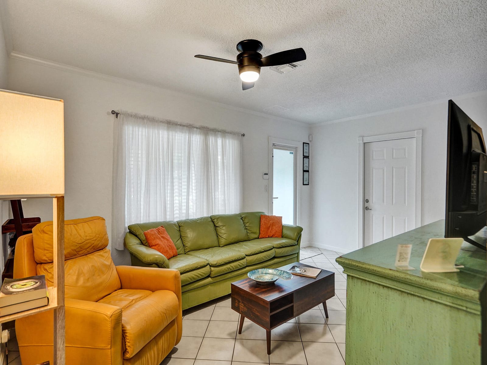 125 NE 21ST Court, Wilton Manors, FL 33305 photo 9