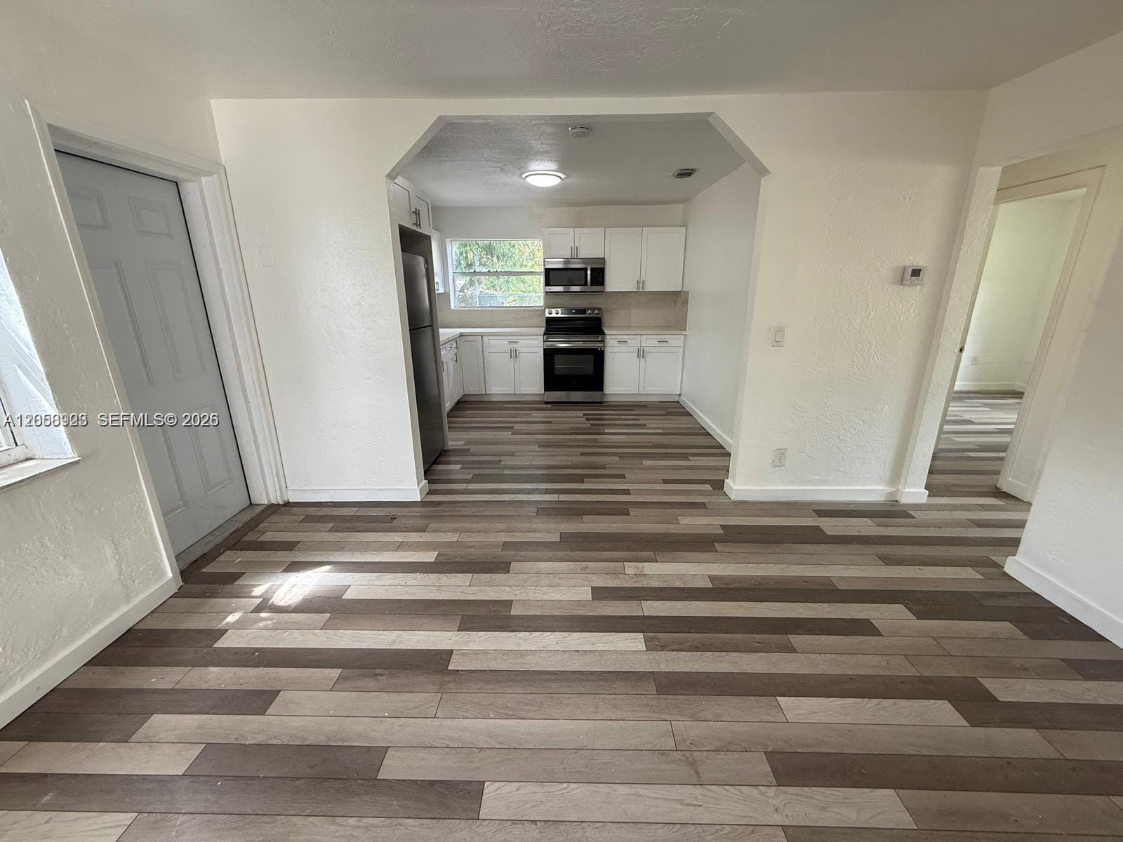 2813 Dewey Street 1 — photo 4