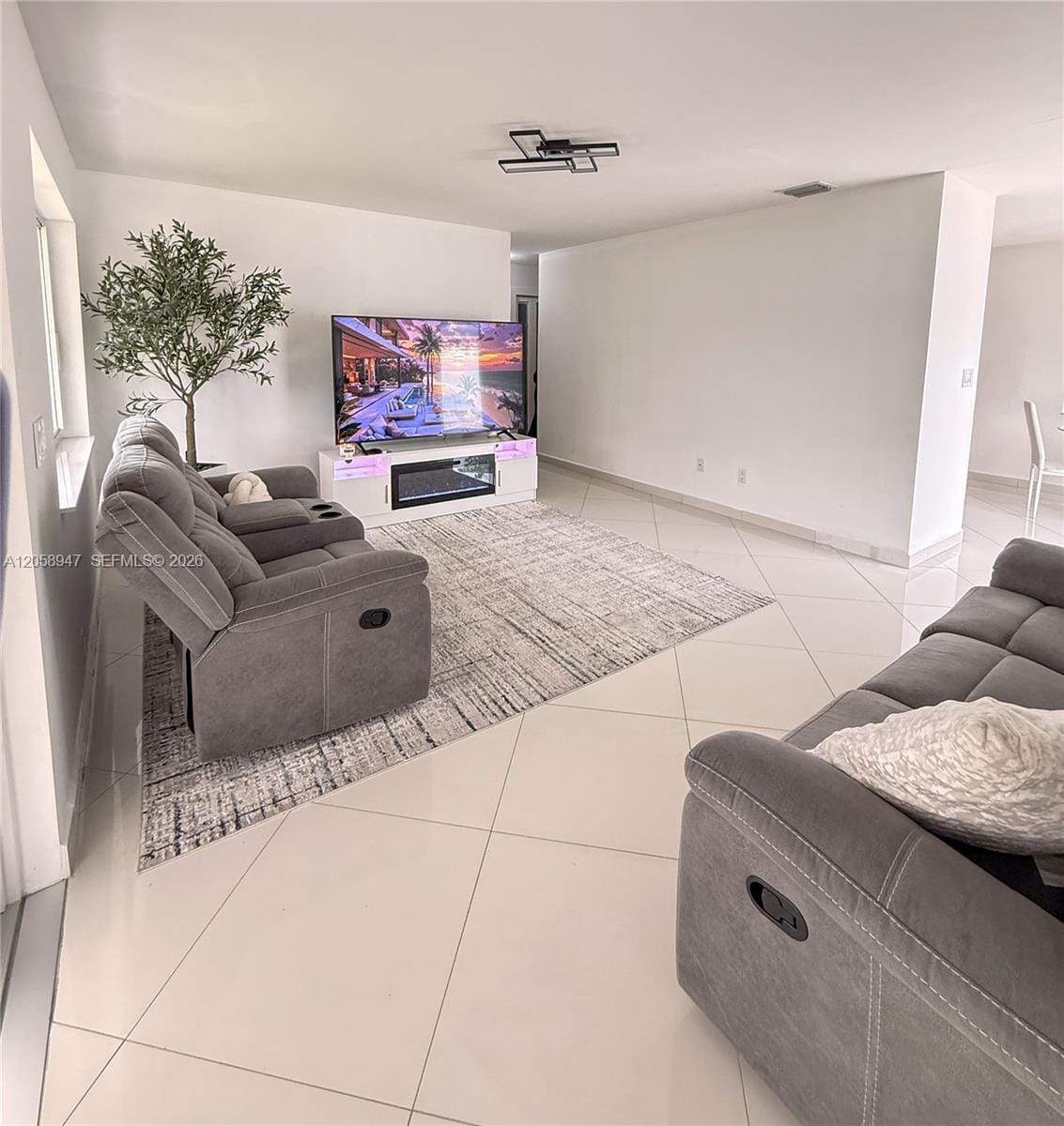 20130 SW 106th Avenue, Cutler Bay, FL 33189 photo 4