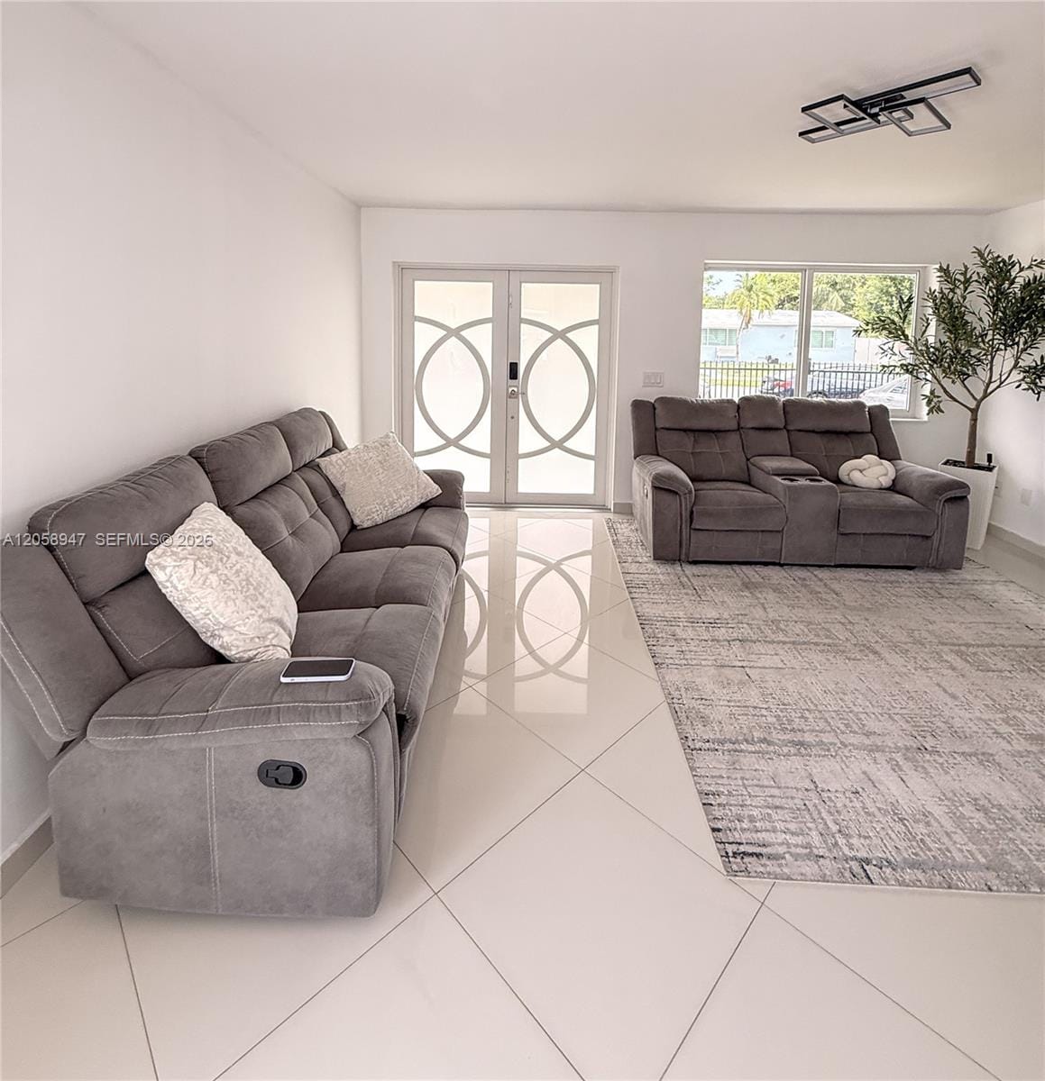 20130 SW 106th Avenue, Cutler Bay, FL 33189 photo 5