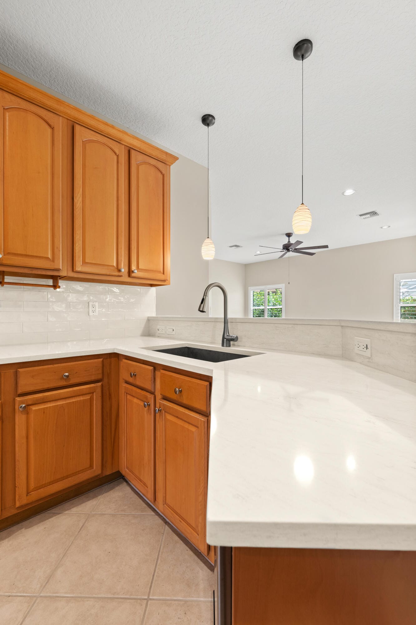 11595 Waterbend Court — photo 2