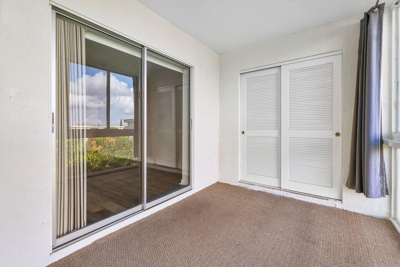 2615 NE 1ST Court 407 — photo 12