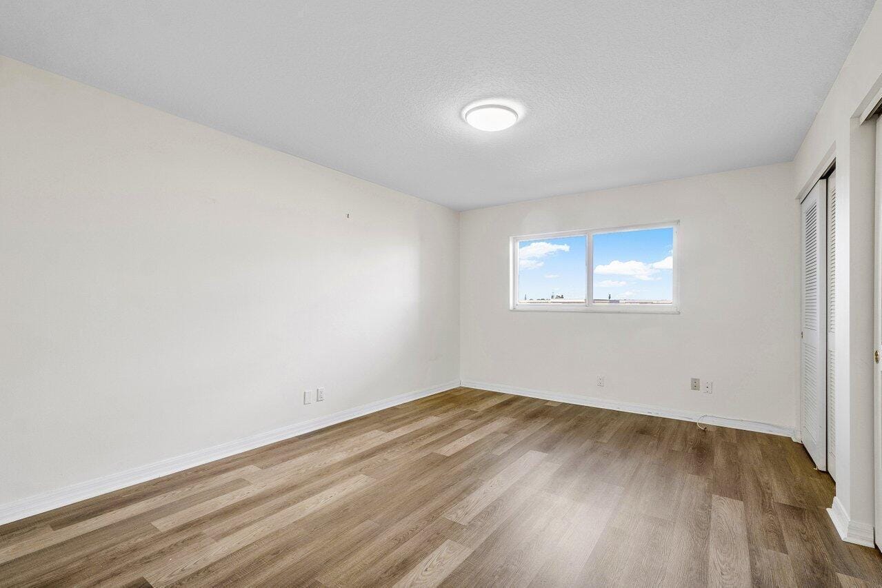 2615 NE 1ST Court 407, Boynton Beach, FL 33435 photo 14