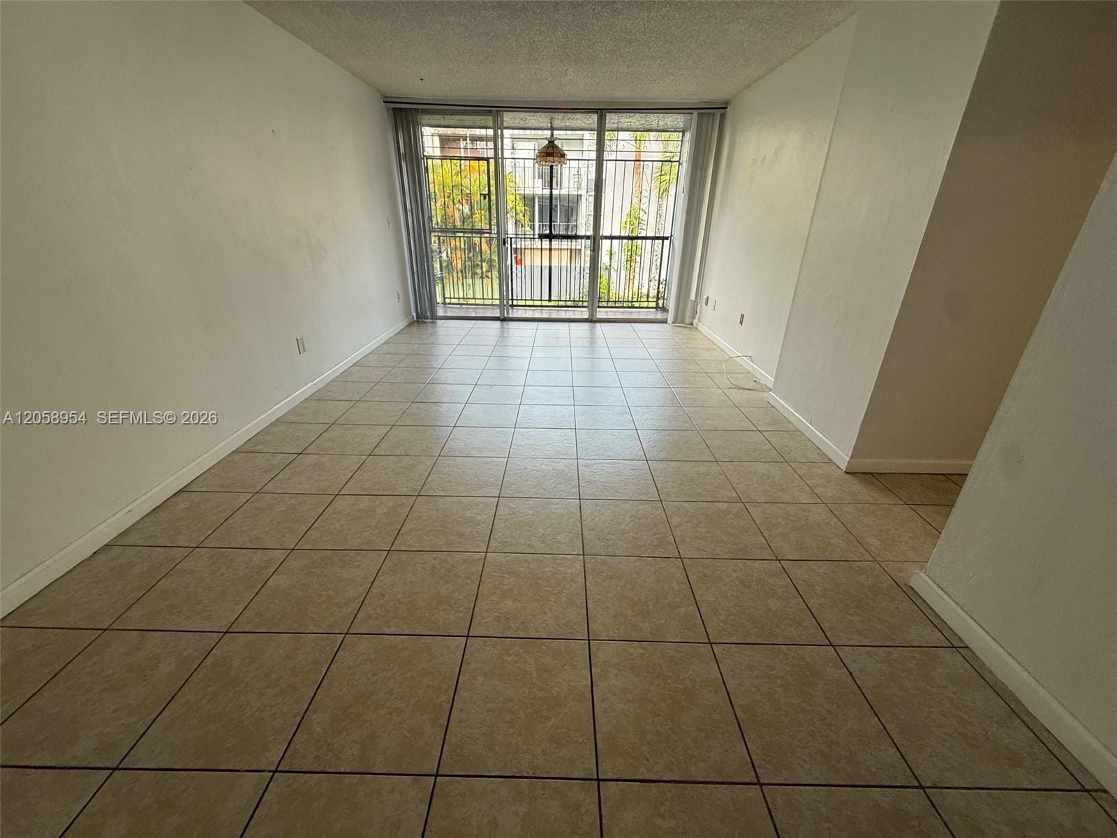 8841 W Flagler Street 202 — photo 3