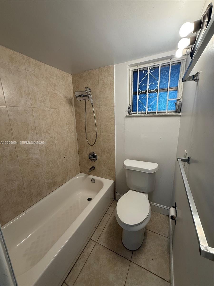8841 W Flagler Street 202 — photo 4