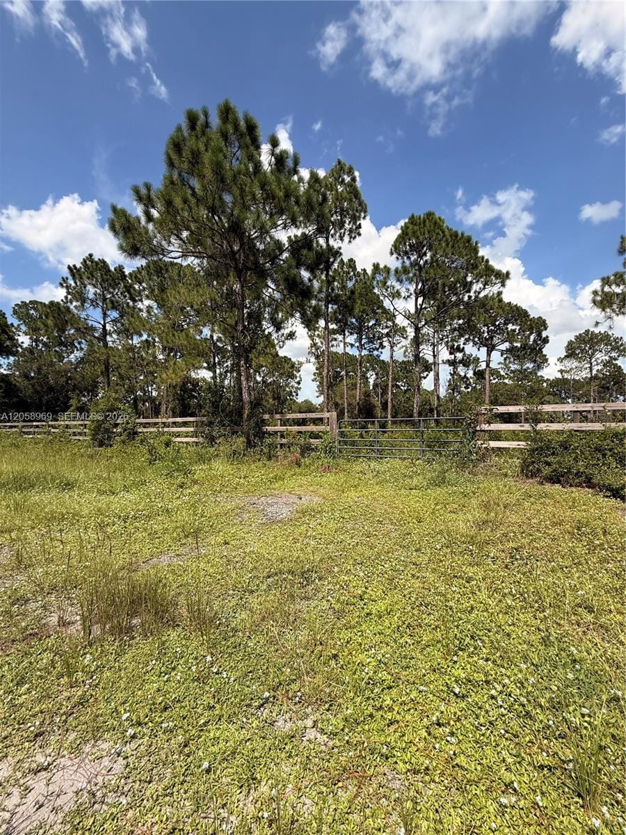 365 N Zambria Street, Clewiston, FL 33440