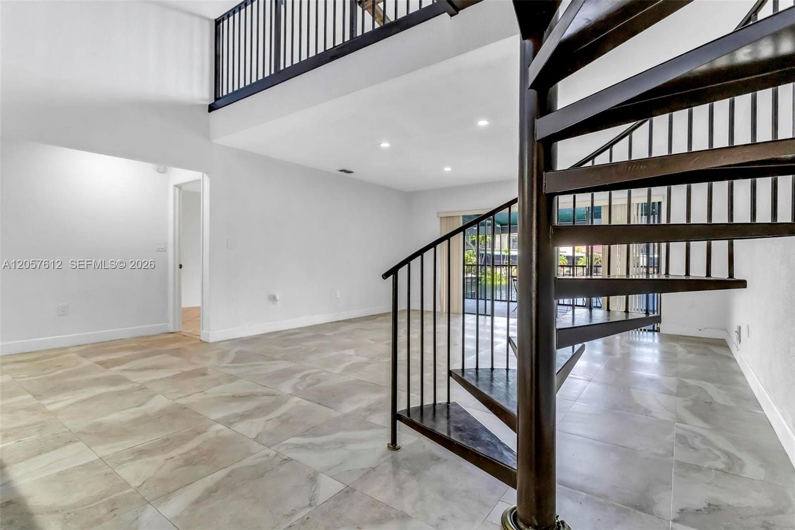 8350 Dundee Terrace — photo 6