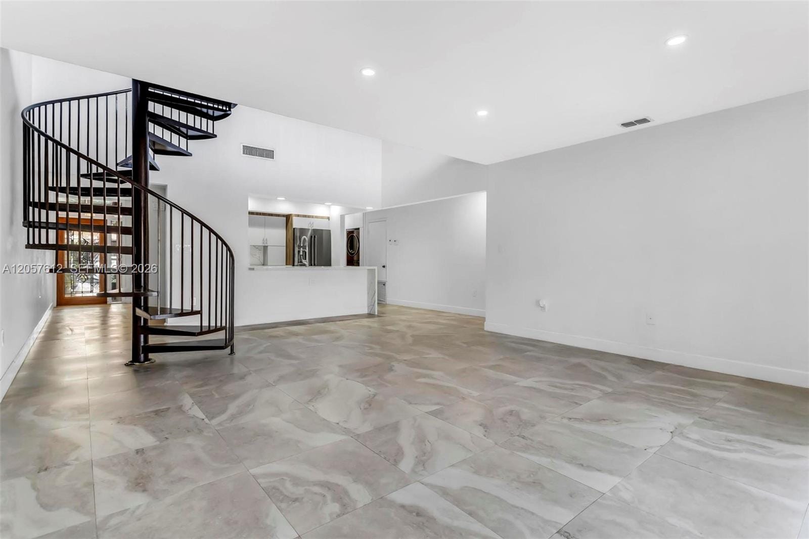 8350 Dundee Terrace — photo 9