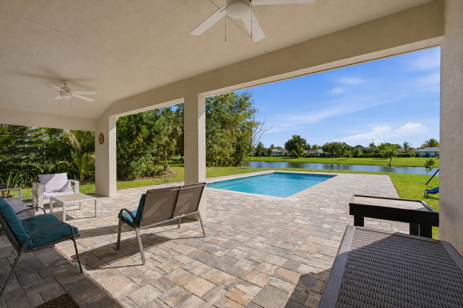 1174 SW Edinburgh Drive, Port St. Lucie, FL 34953 photo 9