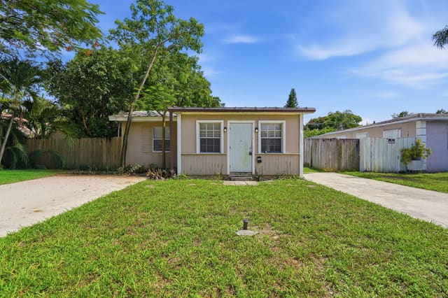 2530 Adams Street, sold in Hollywood Little Ranches, Hollywood, FL