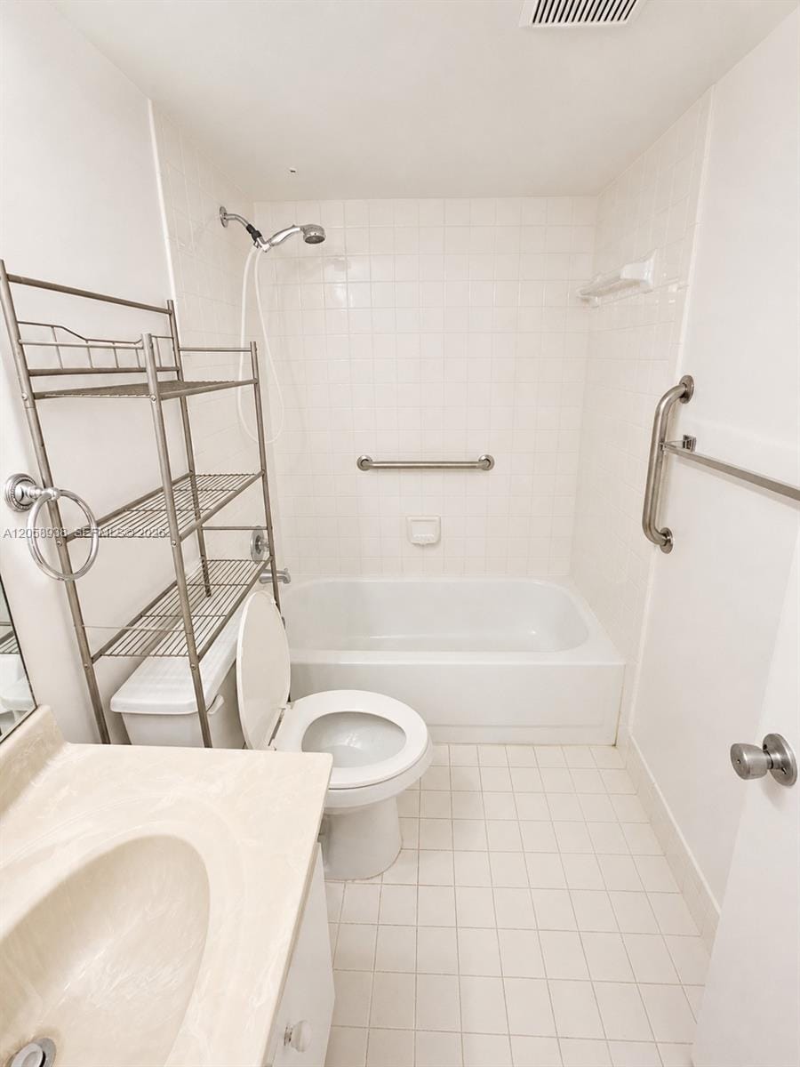 13250 SW 7th Court 402L, Pembroke Pines, FL 33027 photo 14