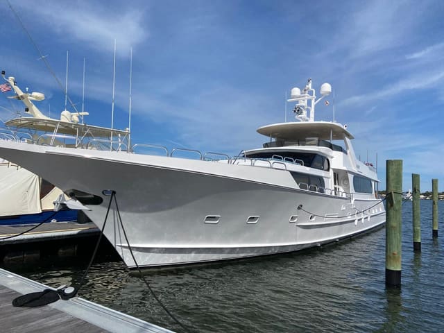 1111 Confidential, West Palm Beach, FL