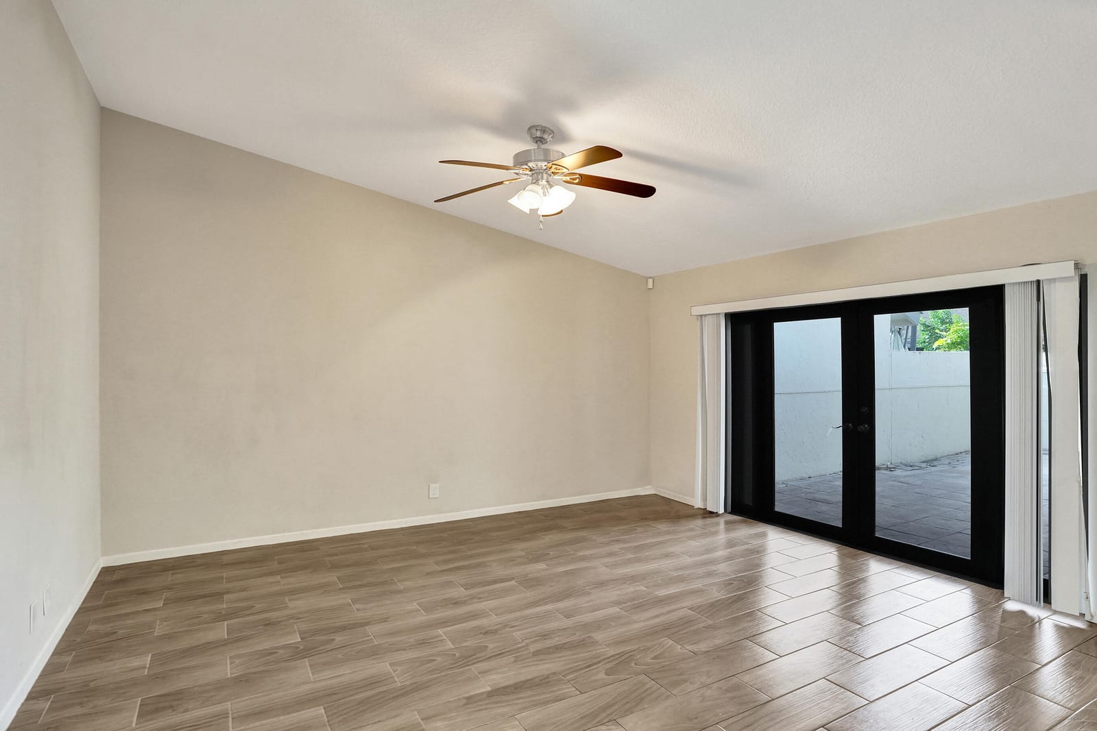 3066 S Oakland Forest Drive 902, Oakland Park, FL 33309 photo 14