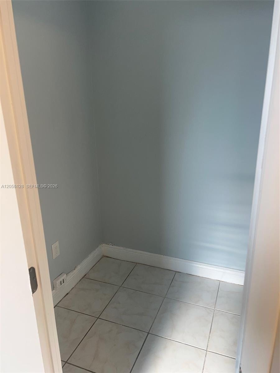 1780 NE 191st Street 410-2 — photo 7