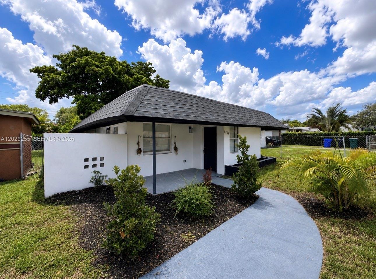 1708 NW 7th Street, Fort Lauderdale, FL 33311 photo 2