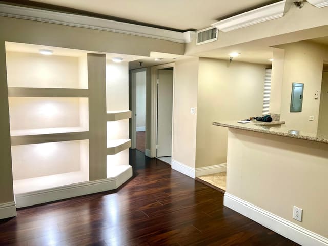 9235 SW 8th Street 304, Isle Of Sandalfoot, Boca Raton, FL