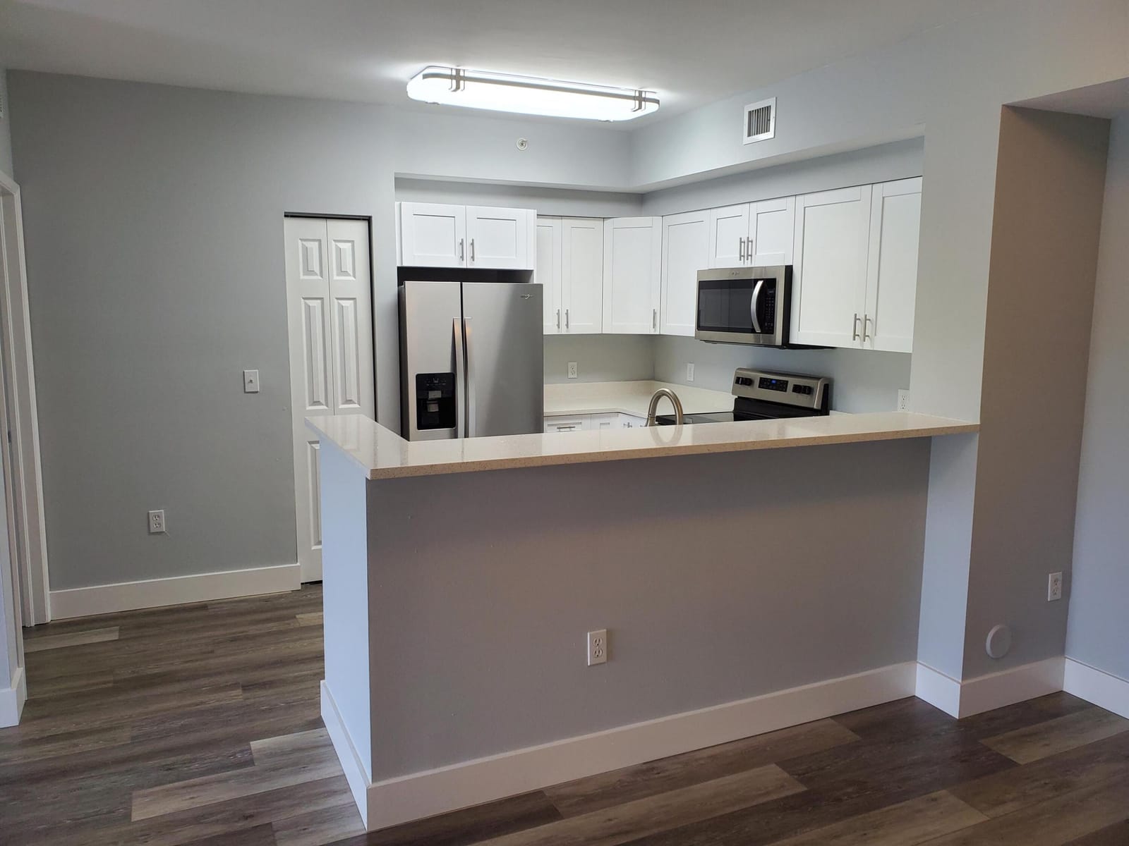 8070 N NOB HILL Road 106, Tamarac, FL 33321 photo 1