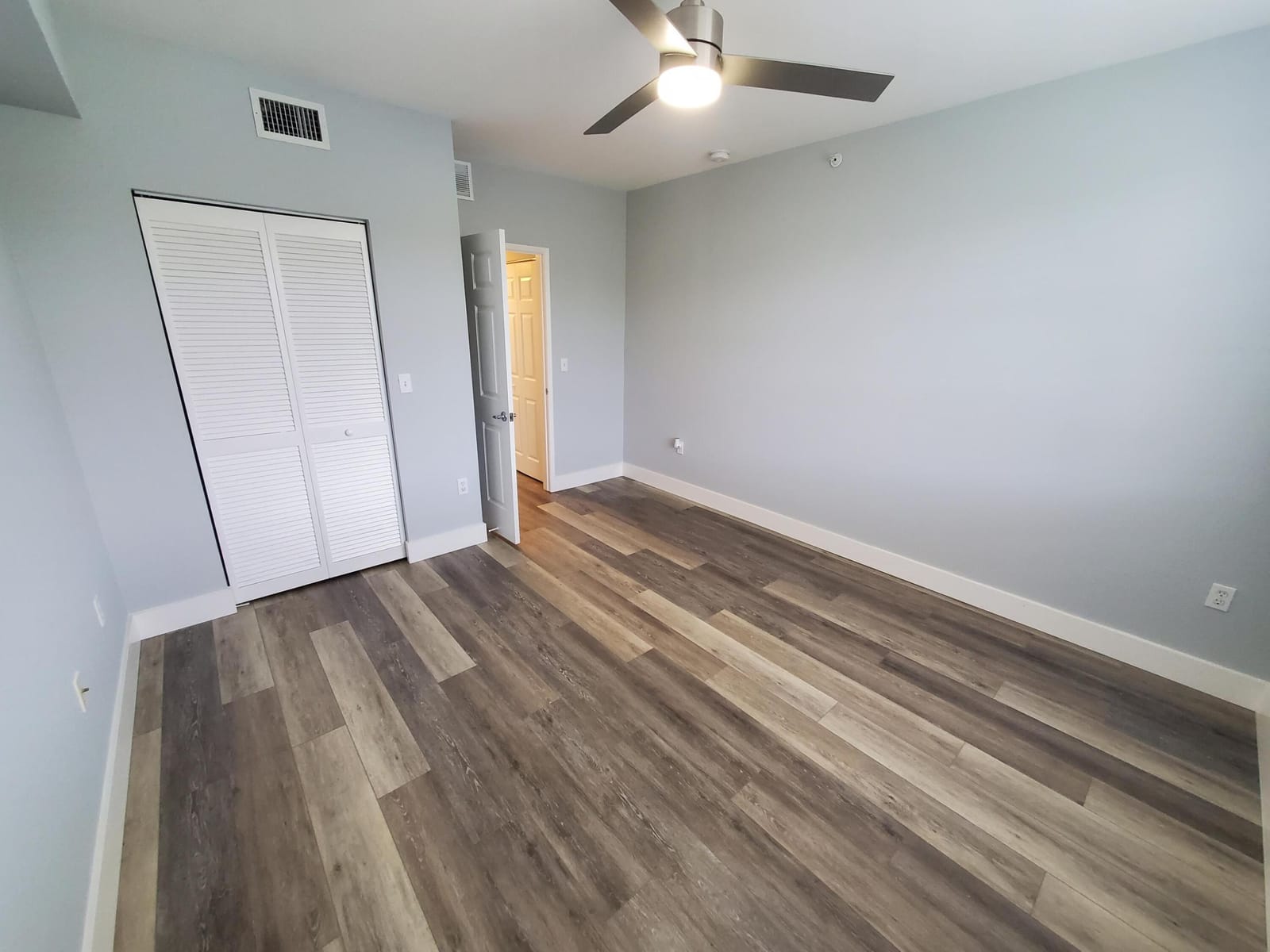 8070 N NOB HILL Road 106, Tamarac, FL 33321 photo 20