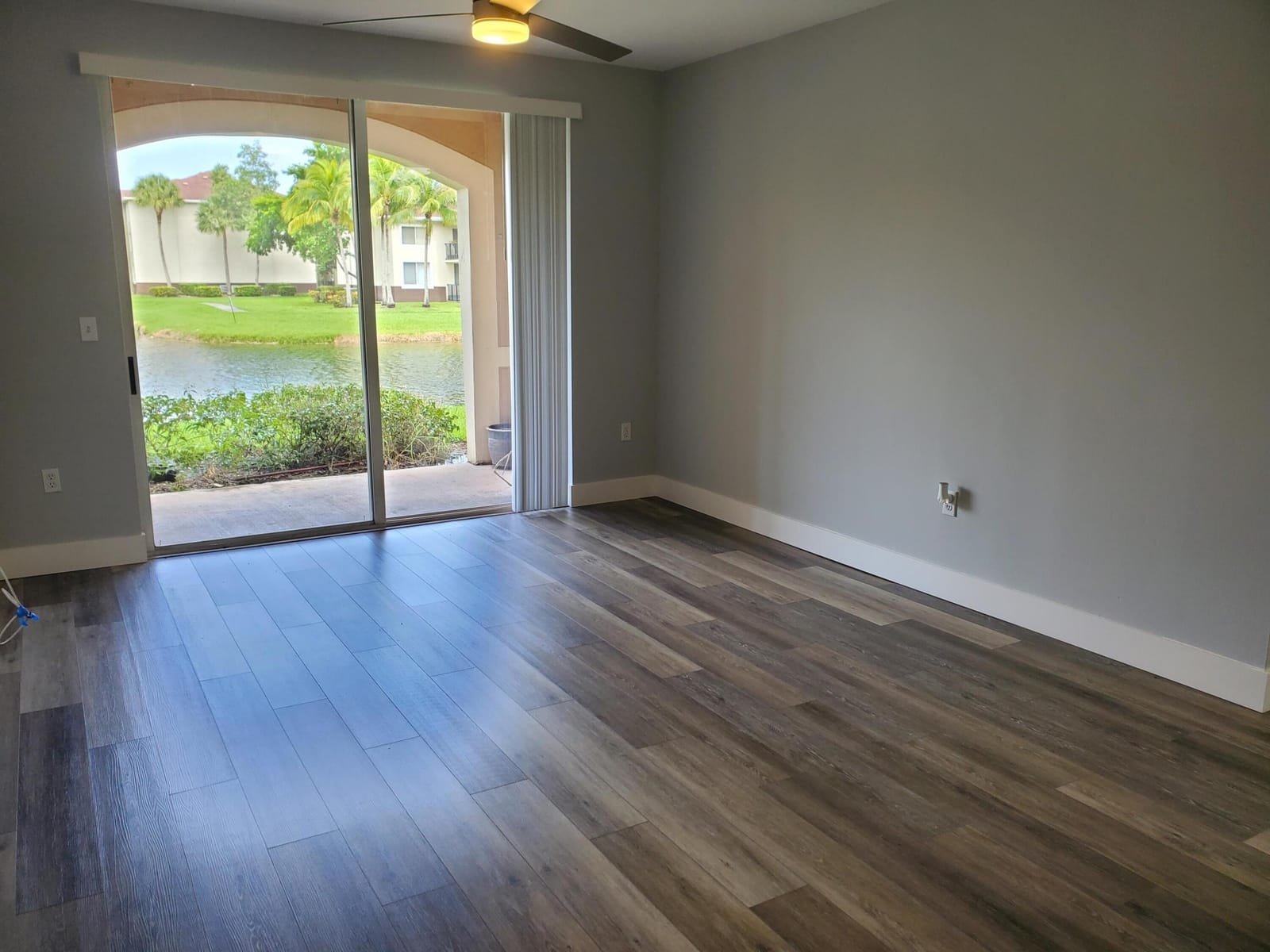 8070 N NOB HILL Road 106, Tamarac, FL 33321 photo 5
