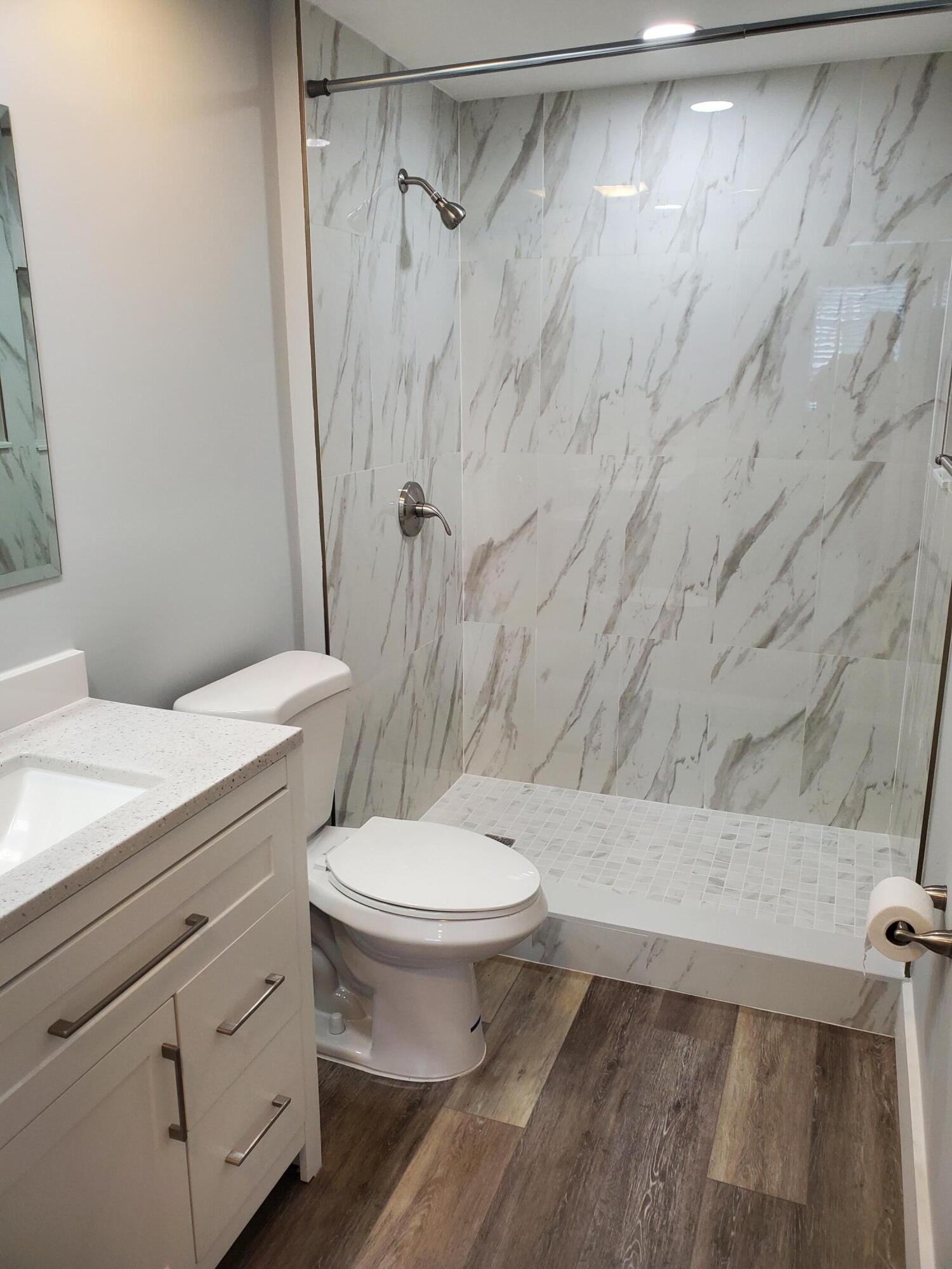 8070 N NOB HILL Road 106, Tamarac, FL 33321 photo 10