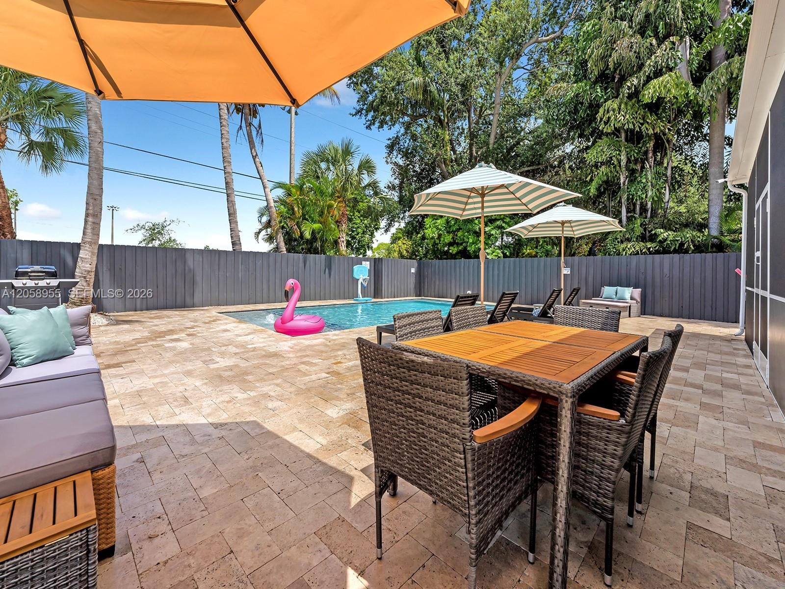 430 Forrest Drive, Miami Springs, FL 33166 photo 22
