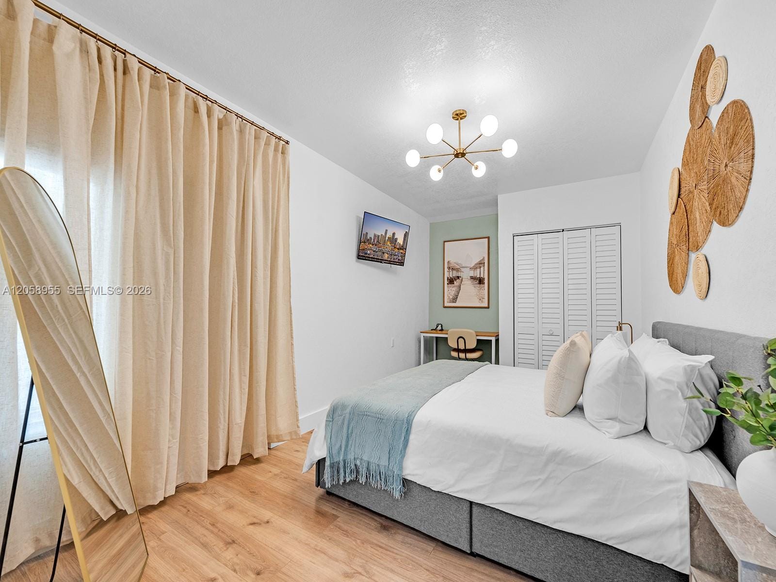 430 Forrest Drive, Miami Springs, FL 33166 photo 5