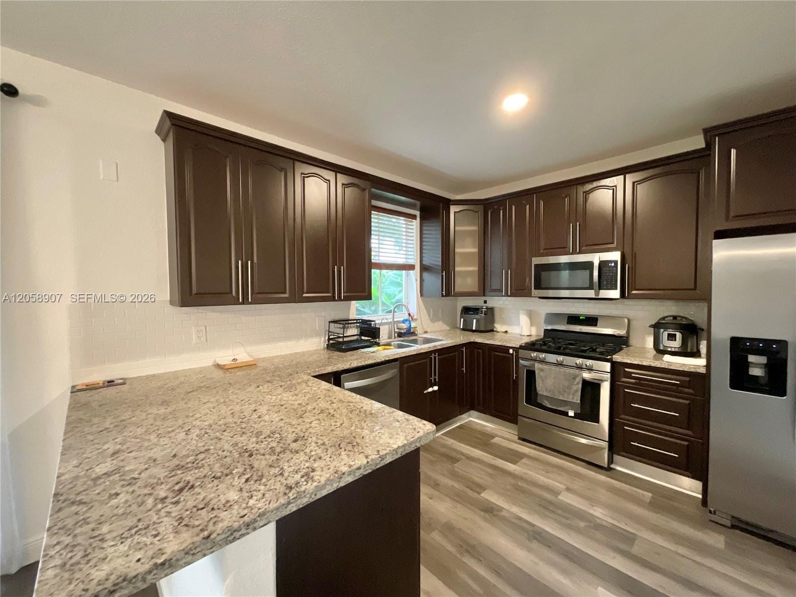 11320 NW 43rd Terrace, Doral, FL 33178 photo 4