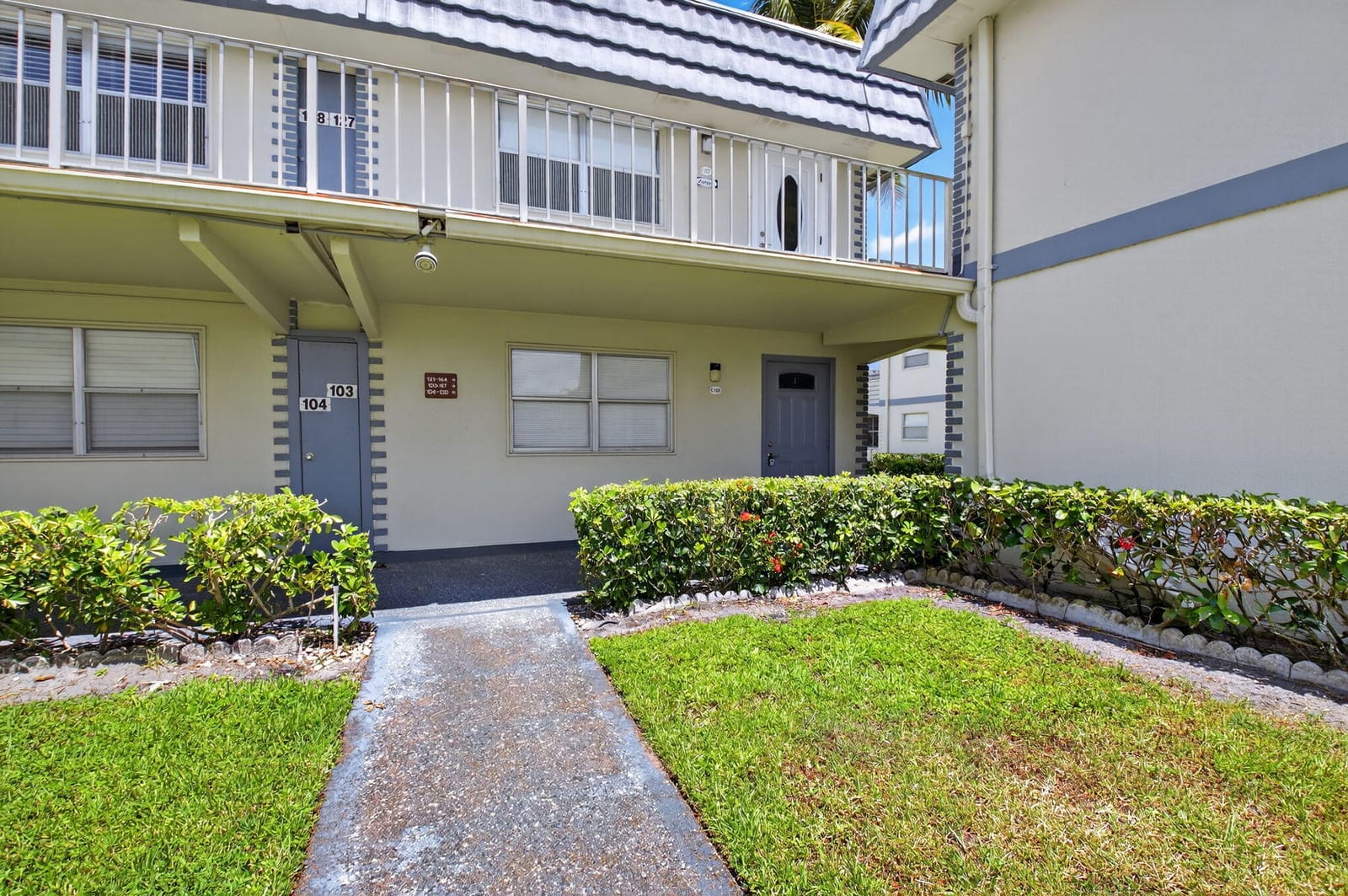 103 Brittany C — photo 2