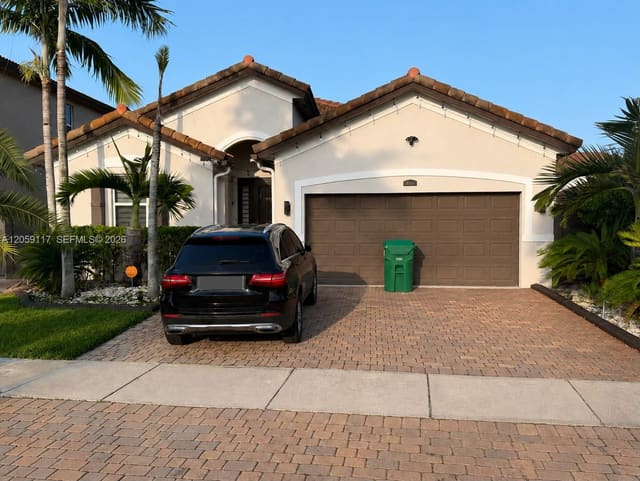 25163 SW 118th Place, sold in ZIP 33032, Homestead, FL