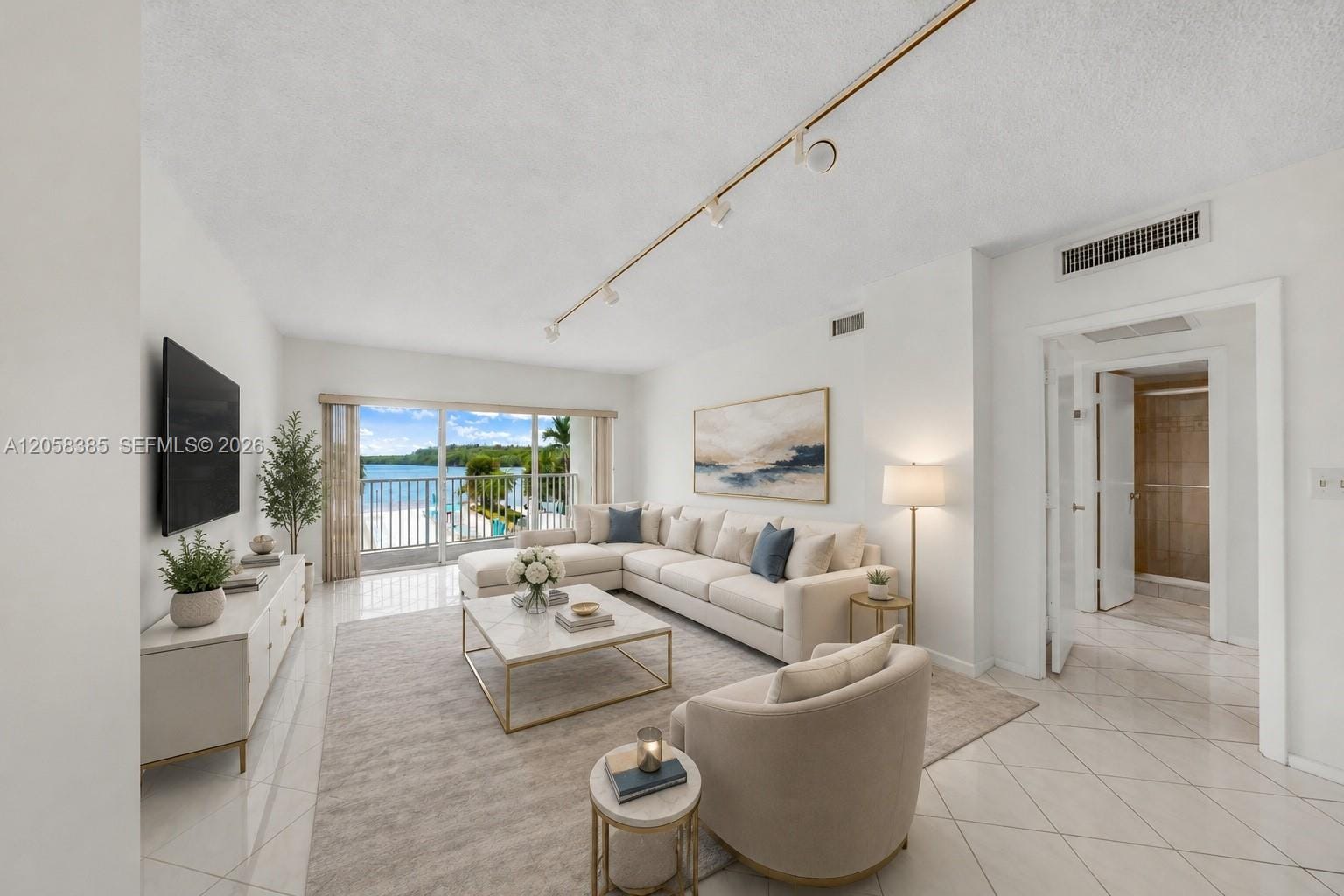 300 Bayview Drive 202, Sunny Isles Beach, FL 33160 photo 18