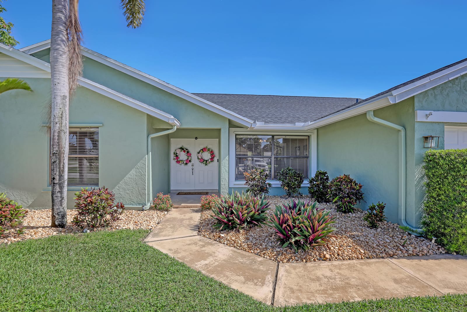 13785 Exotica Lane — photo 3