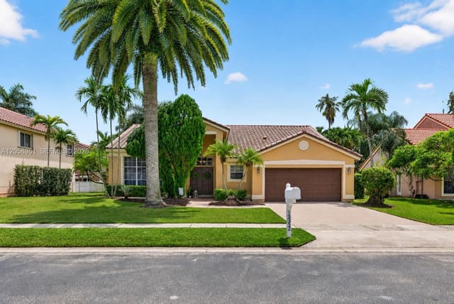 19352 NW 11th Street, Pembroke Pines, FL 33029