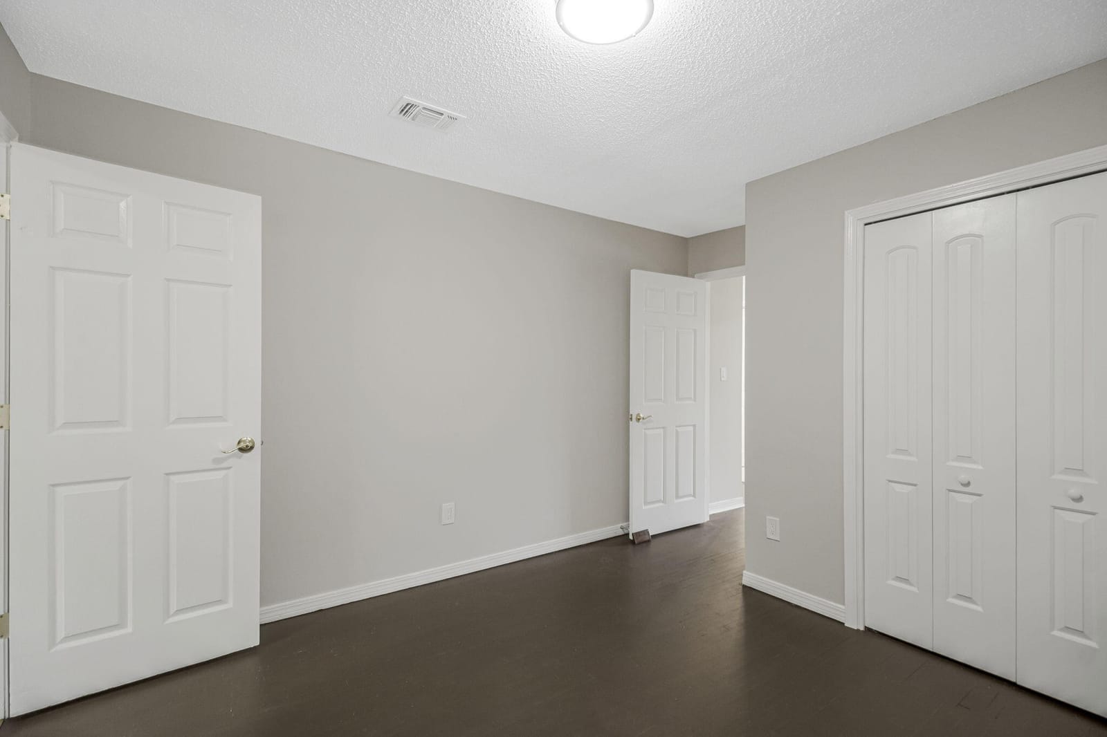 3031 W Jackson Street — photo 10