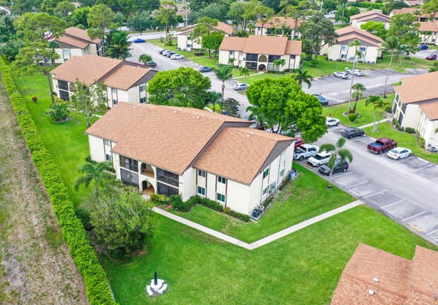 5930 Whispering Pine Way C-2, Pine Ridge Iv Condo, Greenacres, FL