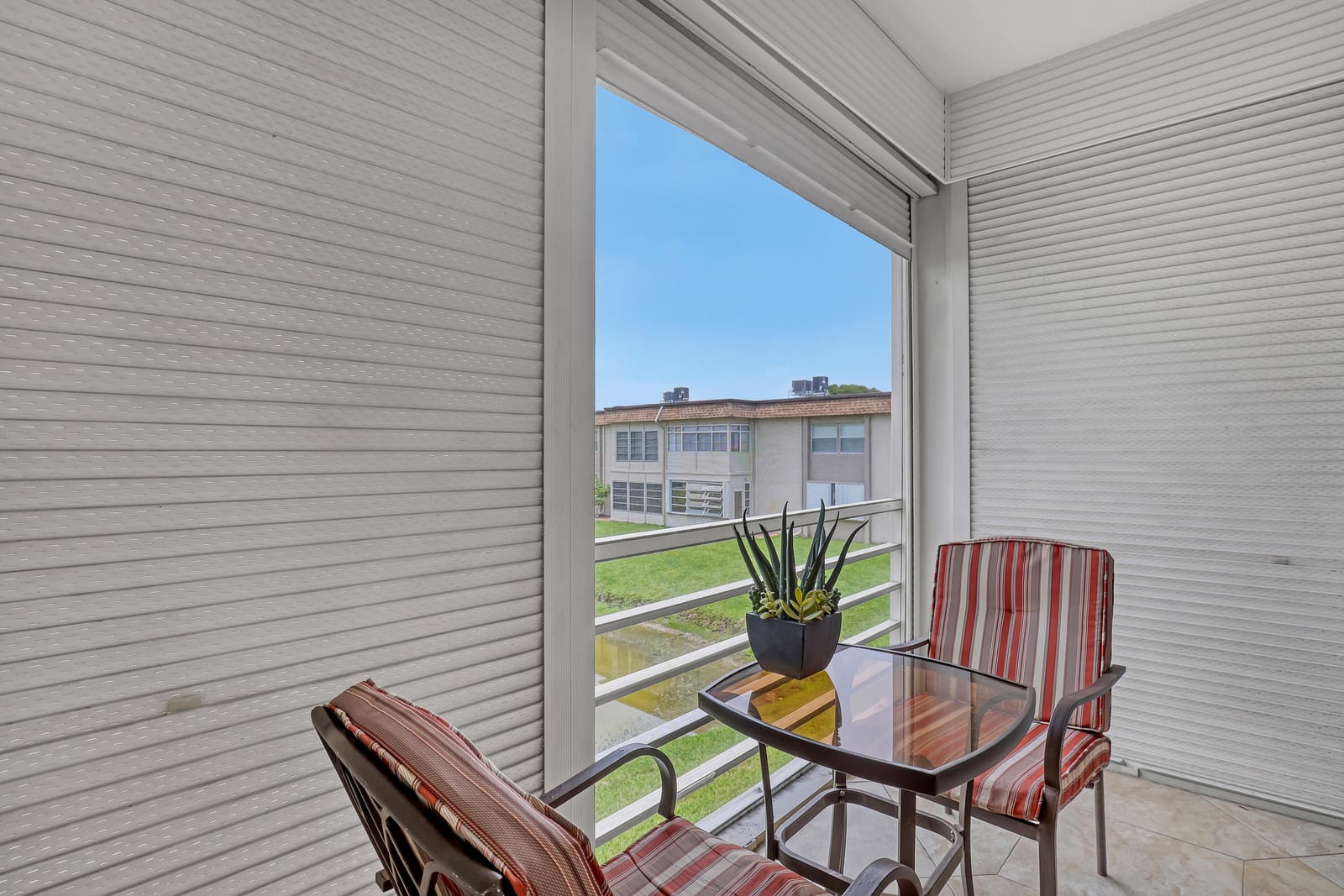 504 Davis Road 96 — photo 10