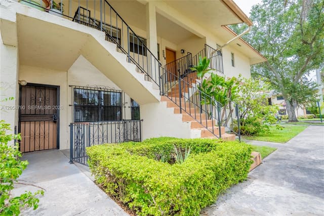 6660 SW 130th Avenue 1701, Miami, FL 33183