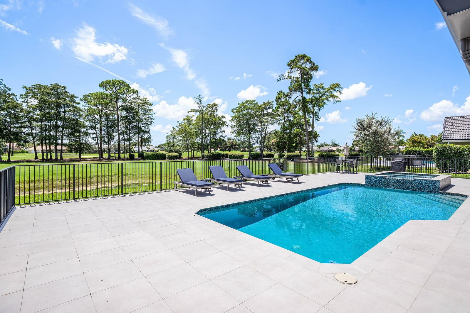 Pending home at 10891 Boca Woods Lane, Boca Raton, FL 33428