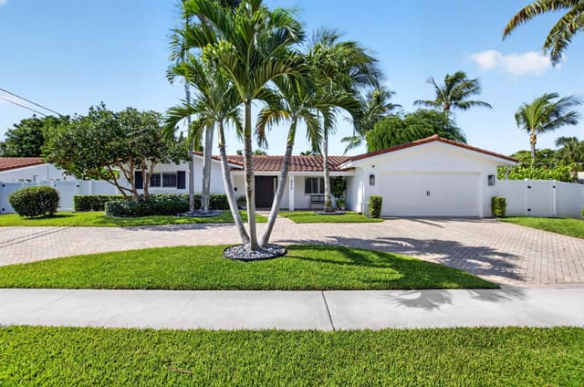 850 SW 4th Street, sold in Royal Oak Hills, Boca Raton, FL