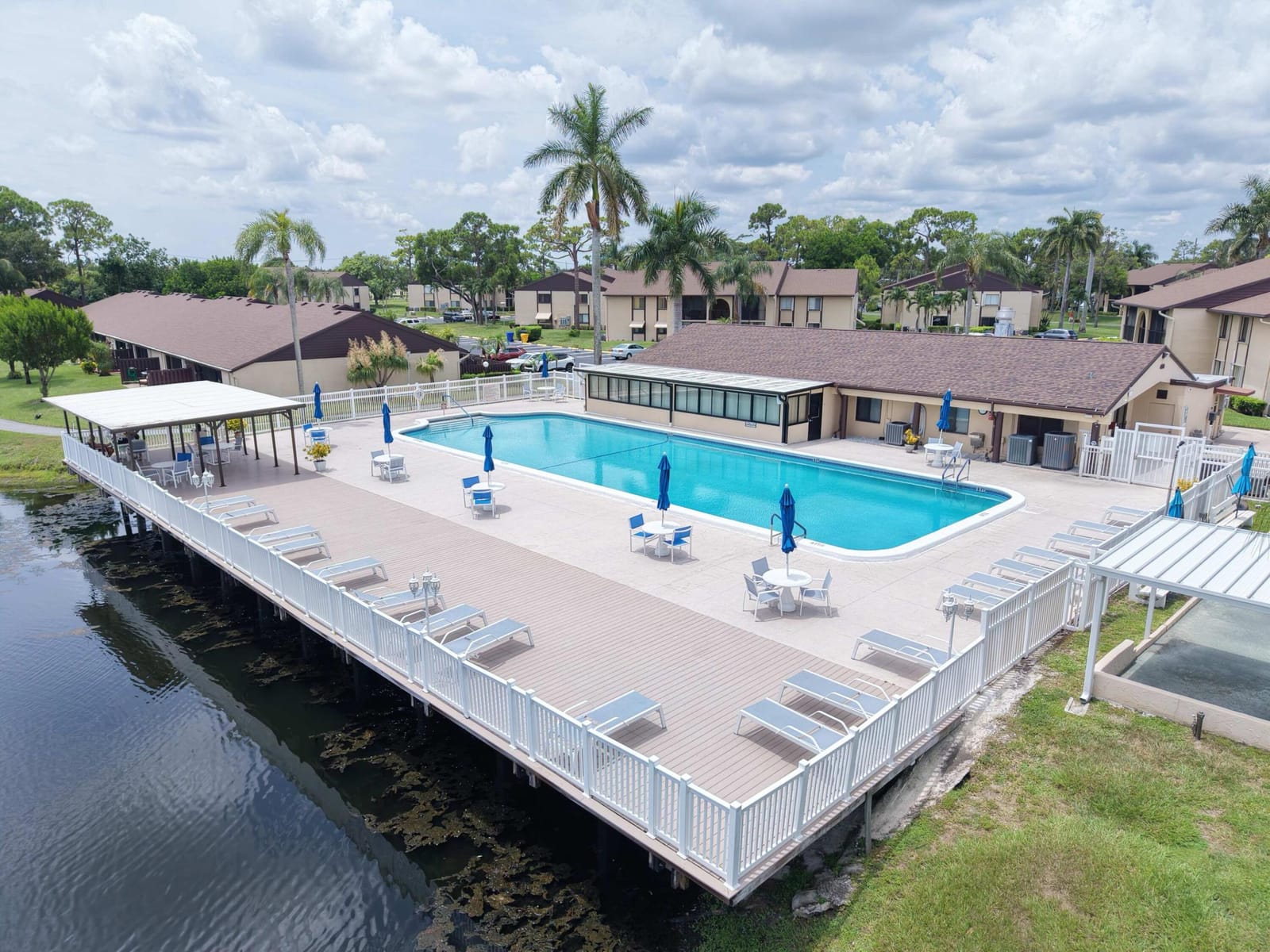 407 PINE GLEN Lane B-1, Greenacres, FL 33463 photo 22