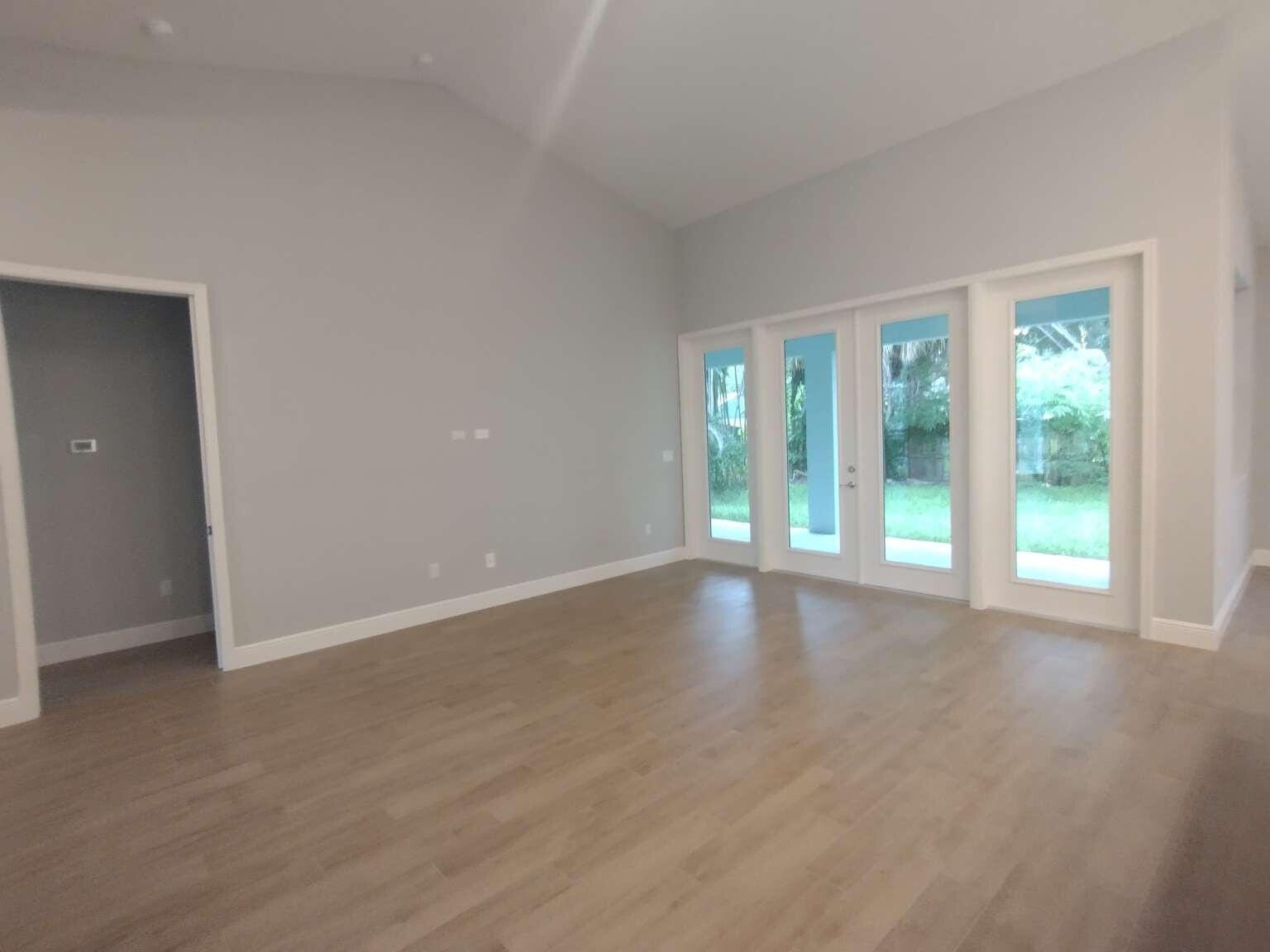 662 NE WAVERLY Terrace, Jensen Beach, FL 34957 photo 9