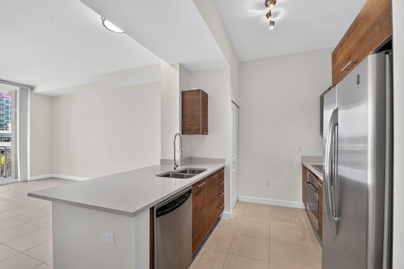 480 Hibiscus Street 515 — photo 3
