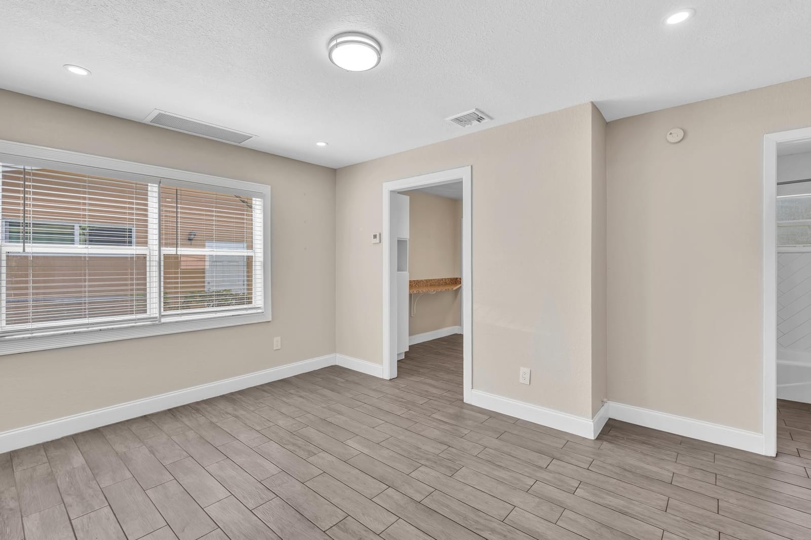 5026 SW 21st Street SW, West Park, FL 33023 photo 13